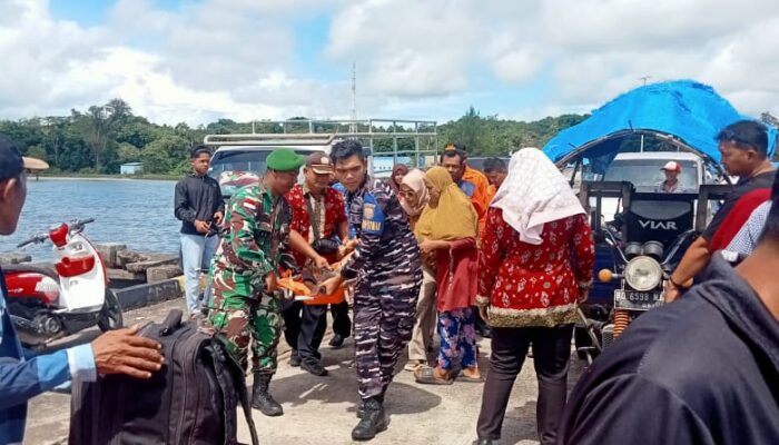 Satgas Pam Puter Enggano Evakuasi 114 Warga Menggunakan Speed Boat dan Kapal Bakamla RI