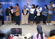 Kementerian Komunikasi dan Informatika Perkuat Akses Media dengan Pembagian 180 ID Card Wartawan
