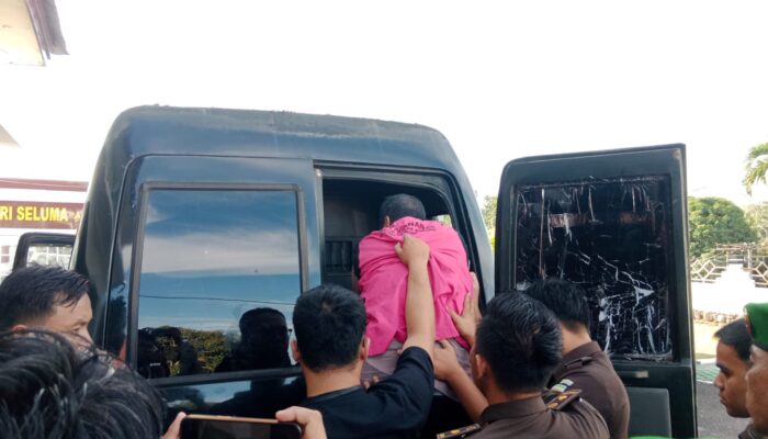 Lima Mantan Pejabat Seluma Ditahan Terkait Kasus Korupsi Pembebasan Lahan