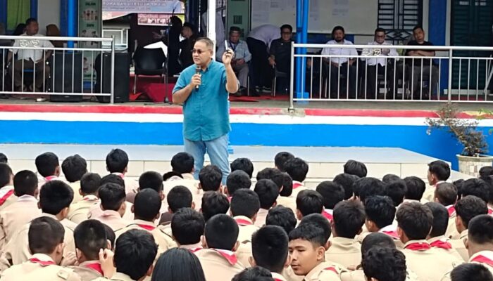 Ketua Umum JMSI Ajak Siswa SMPN 1 Padangsidimpuan Raih Cita-cita: “Siapa yang Mau Jadi Astronot?”