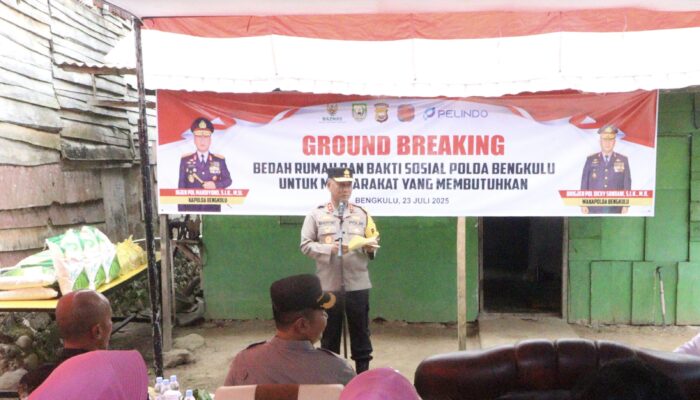 Kapolda Bengkulu Gelar Bedah Rumah dan Bakti Sosial di Kelurahan Betungan