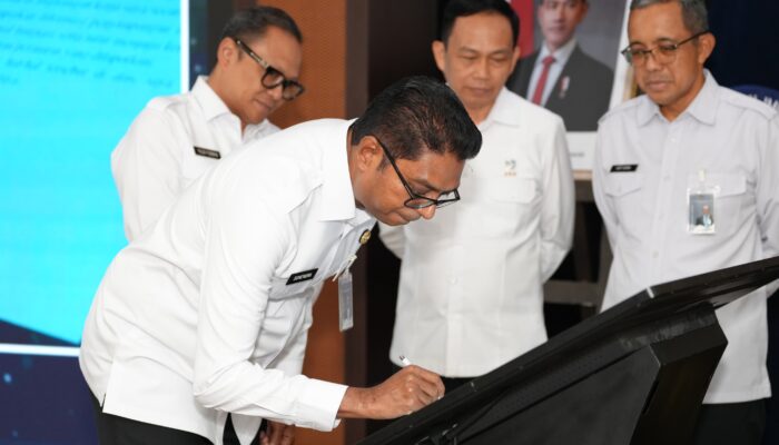 Ditjen Imigrasi Tandatangani Pakta Integritas, Tegaskan Komitmen Anti-Korupsi