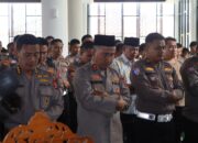 Kapolda Bengkulu dan Personel Laksanakan Shalat Gaib untuk Almarhum Pengemudi Ojol