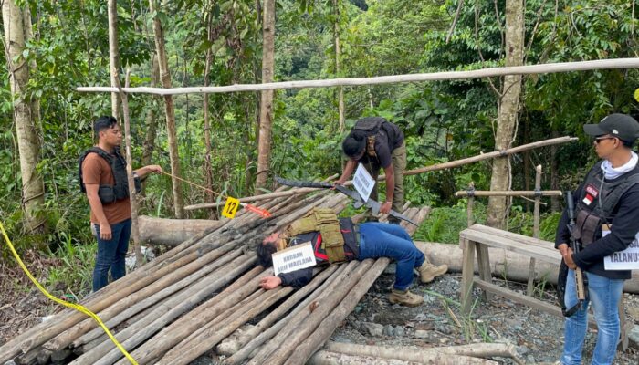 Rekonstruksi Kasus Brimob Tewas di Nabire, Polisi Hadirkan Tersangka dan Saksi