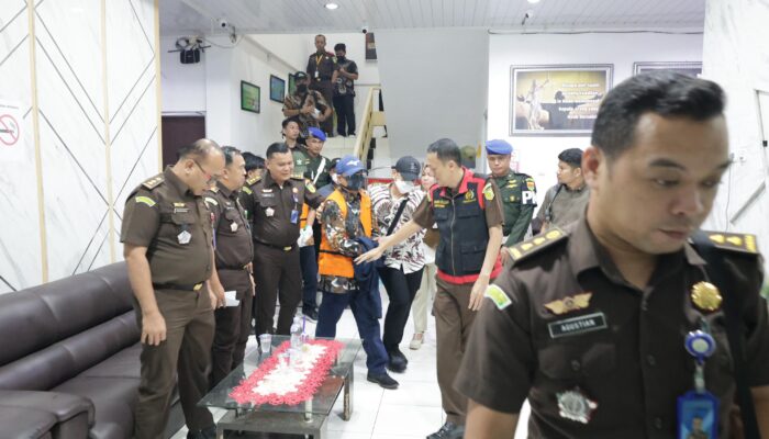 Dugaan Korupsi Kredit Sawit Rp119 Miliar, Kejati Bengkulu Tahan Direktur Utama dan Kadiv Risiko Kredit