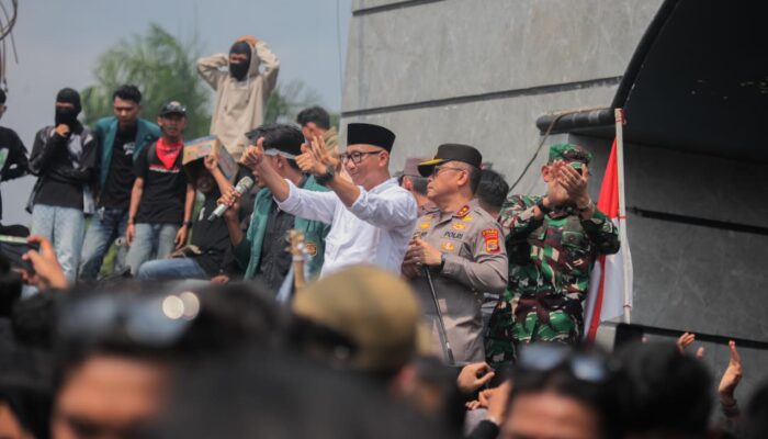 Aksi Mahasiswa di Lampung Berakhir Damai, Gubernur Turun Temui Demonstran