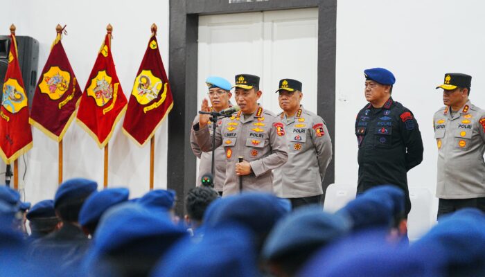 Kapolri Apresiasi Brimob Pertahankan Markas di Tengah Aksi Kerusuhan