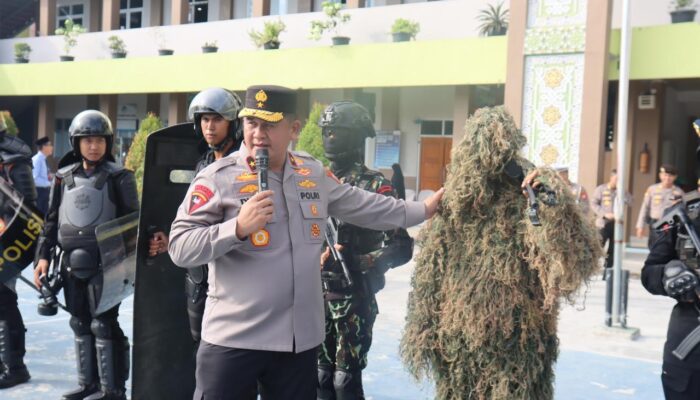 Wakapolda Bengkulu Tanamkan Semangat Cinta Tanah Air di SMP Islam Al-Azhar 52