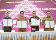 Bupati Bengkulu Utara Hadiri Penandatanganan MoU dan PKS Penerapan Pidana Sosial 