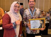 Bupati Bengkulu Utara Raih Genting Award 2025 dari BKKBN atas Komitmen Cegah Stunting