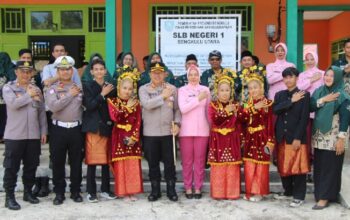 Sentuhan Humanis Kapolres Bengkulu Utara, Kunjungi SLB dan Beri Motivasi Siswa Berkebutuhan Khusus