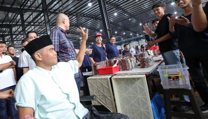 Bos Rokok HS Berangkatkan 150 Karyawan Umrah, Wujud Syukur Usai Selamat dari Kecelakaan