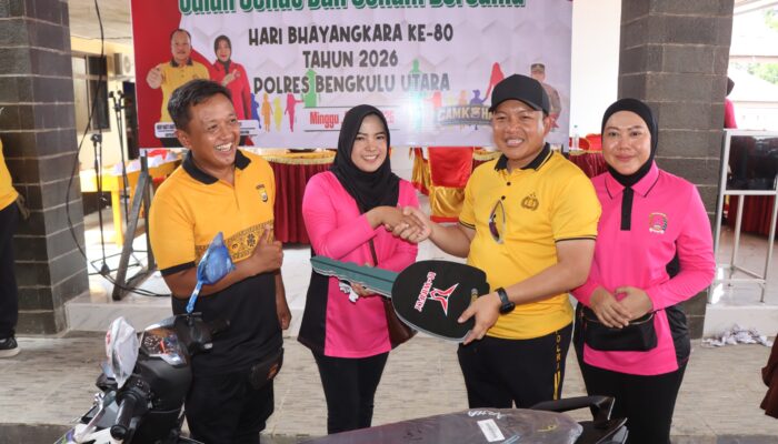 Semarak Hari Bhayangkara ke-80, Polres Bengkulu Utara Gelar Jalan Sehat hingga Lomba Memasak
