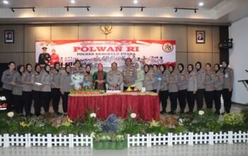 Polres Bengkulu Utara Gelar Syukuran Hari Jadi Polwan ke-78, Enam Srikandi Bhayangkara Terima Penghargaan