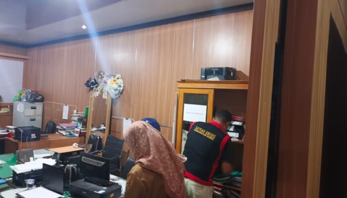 Kejari Bengkulu Utara Geledah Sekretariat DPRD, Diduga Terkait Anggaran 2024